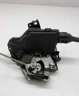 Audi A6 S6 C5 4B Front door lock 4B1837016E