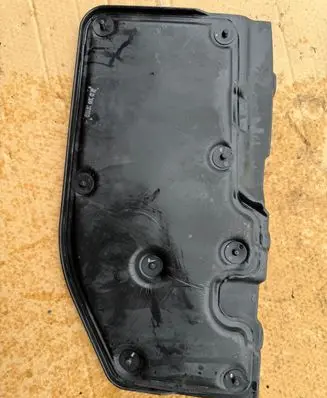 KIA Sportage Engine splash shield/under tray 291302S100