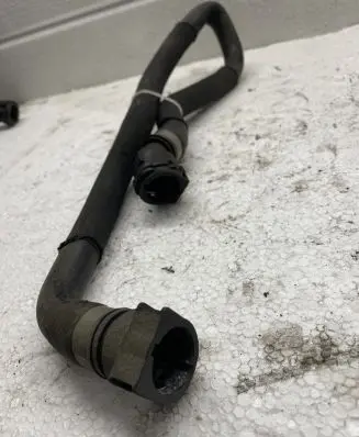 BMW 5 F10 F11 Engine coolant pipe/hose 780010704