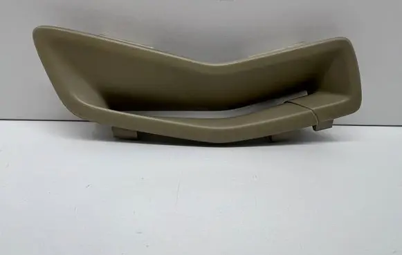 Volvo XC60 Seat belt trim 01287357