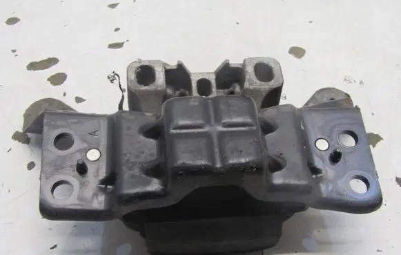 Seat Leon (5F) Engine mount vacuum valve GMAUTO4574097