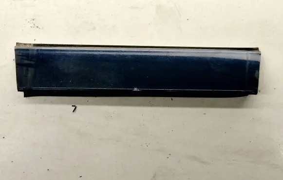 Roof trim bar molding cover