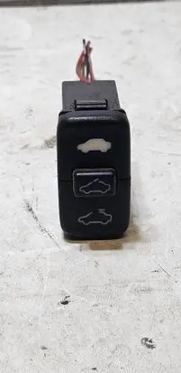 Honda CR-V Sunroof switch M19833