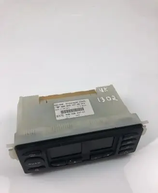Porsche 911 996 Radio/CD/DVD/GPS head unit 5HB00824701