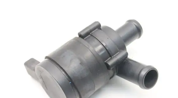 Audi A4 S4 B7 8E 8H Electric auxiliary coolant/water pump 8E0965559