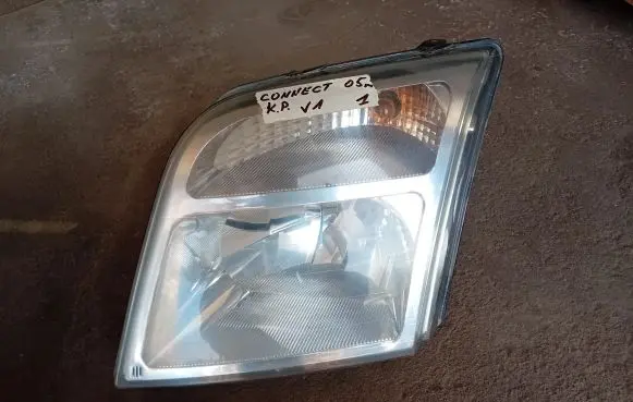 Ford Connect Headlight/headlamp