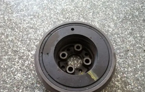 Ford Galaxy Crankshaft pulley 038105243
