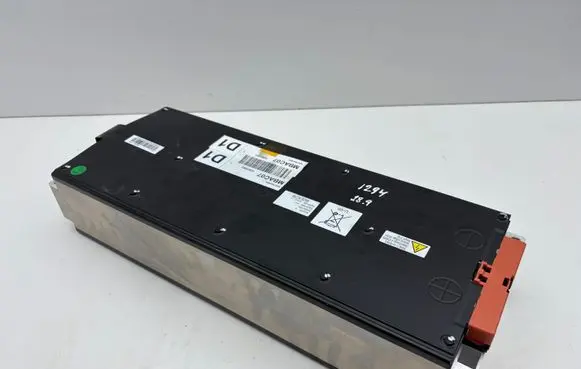 Peugeot 3008 III Hybrid / Electric Car Battery Cell 9867902880