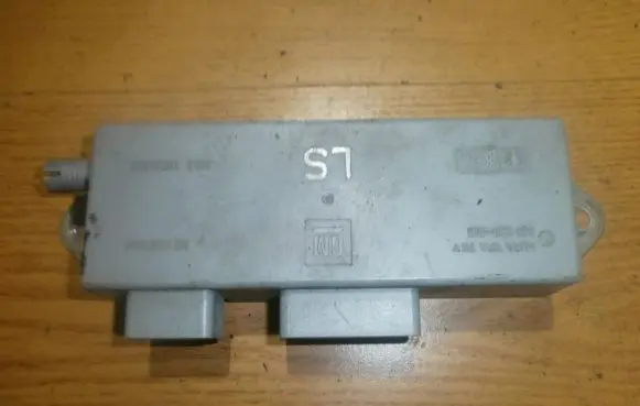 Opel Vectra B Other control units/modules 90462593