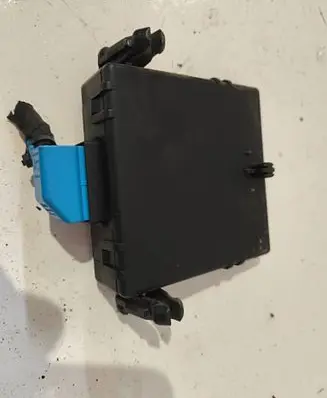 Volkswagen PASSAT B6 Gateway control module 3C0907530C 3C0907951A 402063T