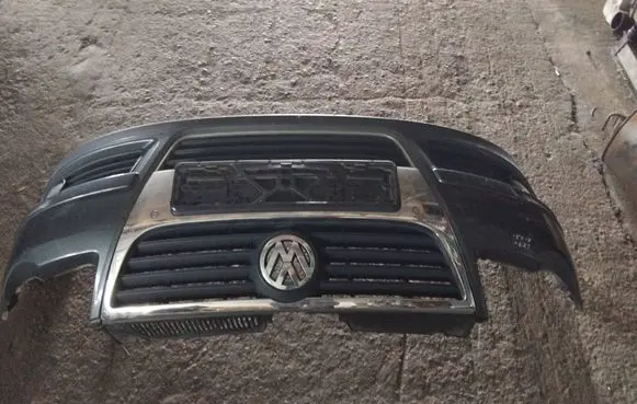 Volkswagen PASSAT B6 Front bumper