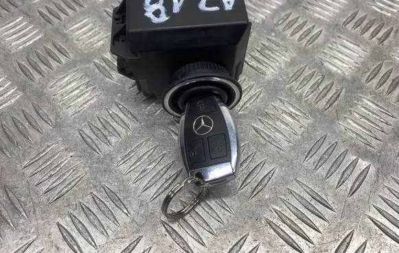 Mercedes-Benz E W212 Ignition lock A2189053501