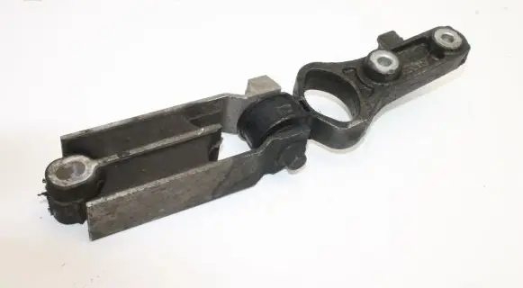Volvo V60 Engine mounting bracket 31430442