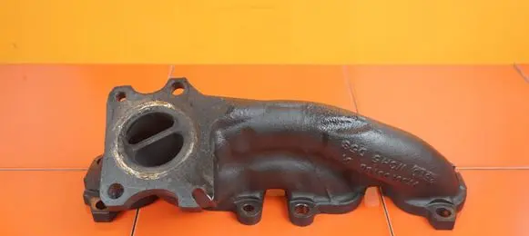 Peugeot RCZ Exhaust manifold V759703180 5FV