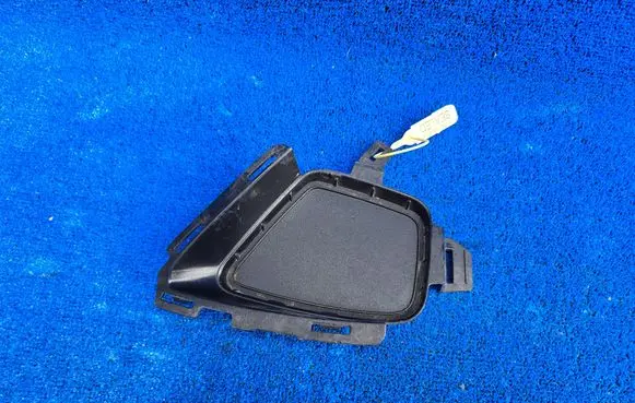 BMW 2 F44 Front bumper lower grill 8075496