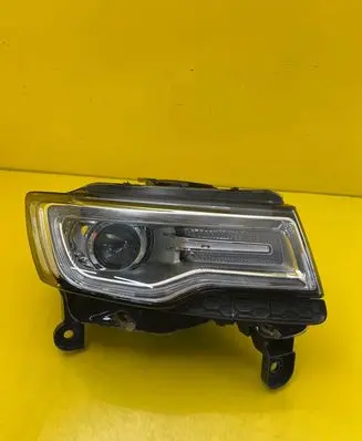 Jeep Grand Cherokee Headlight/headlamp CherokeeWK2