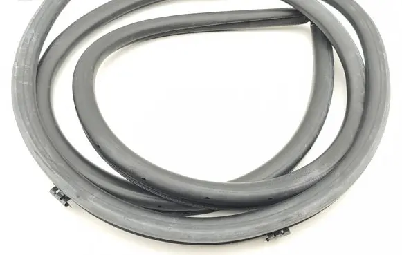 Lexus IS III XE30 Rubber seal rear door 