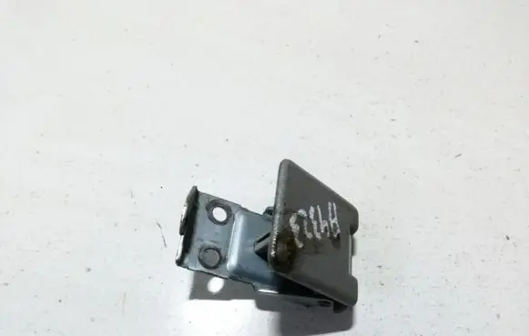 Mitsubishi Grandis Fuel tank opening switch 
