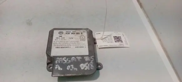 Volkswagen PASSAT B5.5 Airbag control unit/module 6Q0909605B 5WK42869