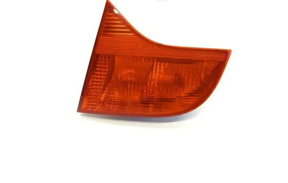 Tailgate rear/tail lights