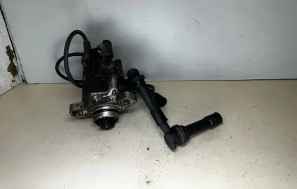 Mazda 323 Spark distributor T2T57372 BPM6 BPM6P9