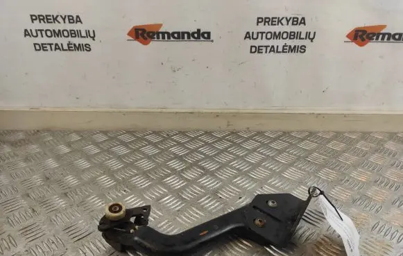 Mercedes-Benz Sprinter W906 Sliding door lower roller guide/hinge A9065460461006