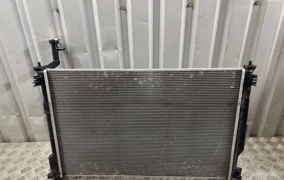 Lexus NX Coolant radiator 4221364771 2517