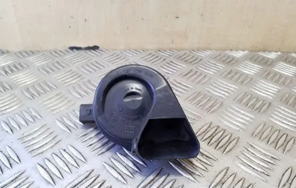 Audi A5 Sportback 8TA Horn signal 8T0951221