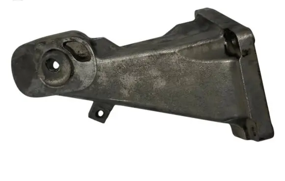 BMW 5 E60 E61 Engine mounting bracket 6763218 22116763218