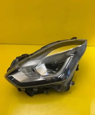 Suzuki Swift III Headlight/headlamp W2966
