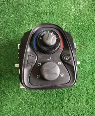 Peugeot 108 Climate control unit 55900-YV020