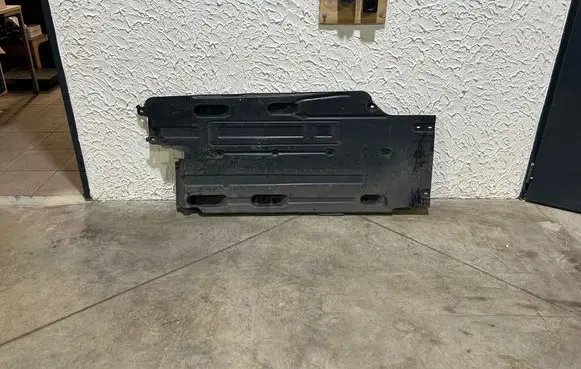 Peugeot 308 Side bottom protection 9827725580