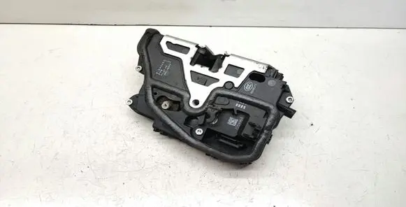BMW X1 E84 Front door lock 7059968