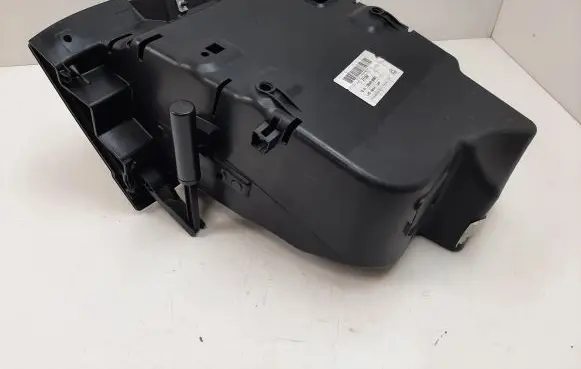 Ford Mondeo MK IV Glove box 0654900001 7E81793