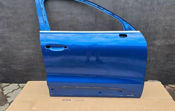 Porsche Macan (95B) Front door 95B831312A