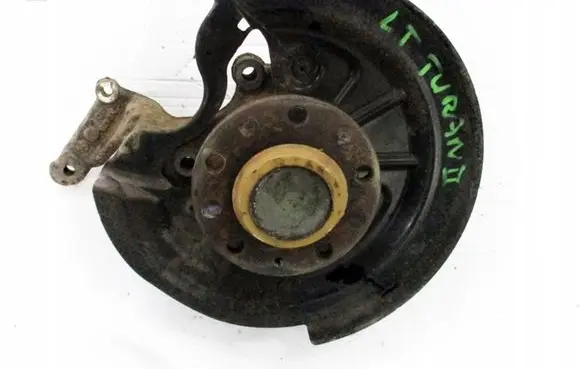 Volkswagen Touran II Rear wheel hub spindle/knuckle 