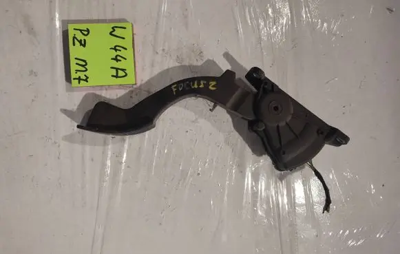 Ford Focus Accelerator throttle pedal 4M519F836AH 6PV00864101