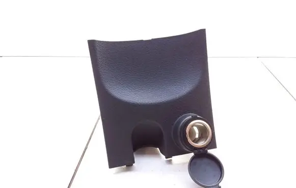 Nissan Versa Cigarette lighter P12820A29R00 96912EL00A