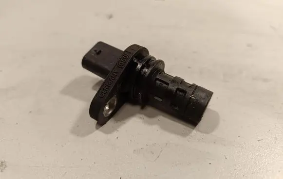 Jaguar XF X260 Crankshaft position sensor G4D36C315AA