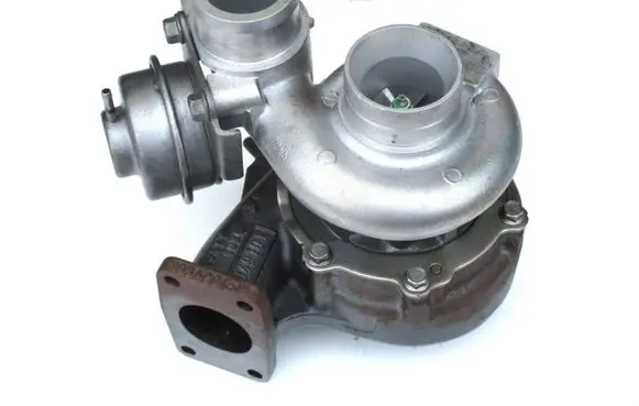 Volkswagen Crafter Turbo 076145701R 4937707440