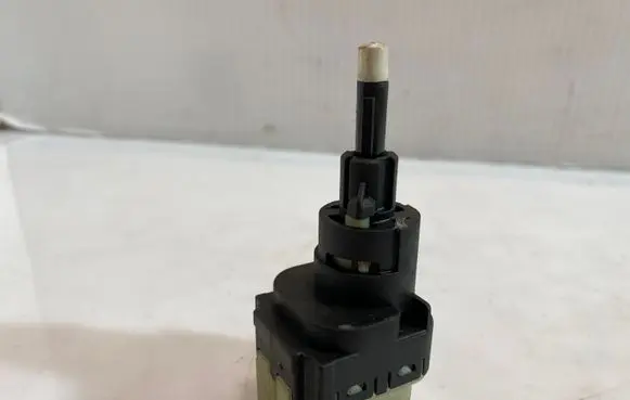 Audi A6 S6 C6 4F Brake pedal sensor switch 1K2945511