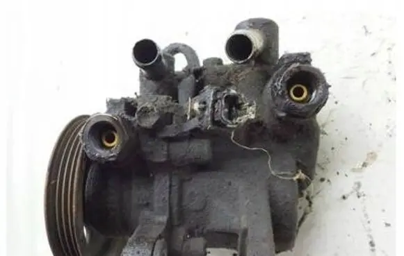 Lexus ES 250 - 300 - 330 Power steering pump