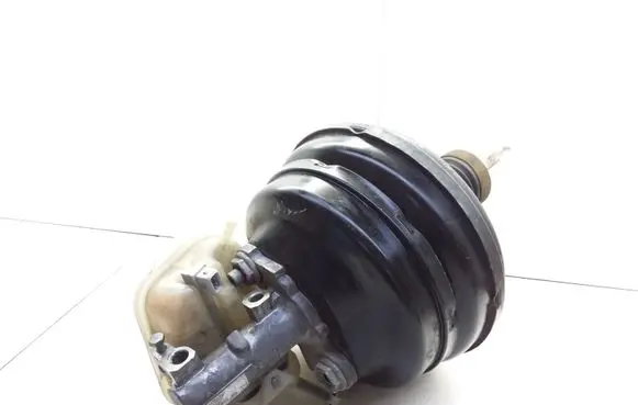 Audi A6 S6 C5 4B Brake booster 4B3612105 4B0611301L