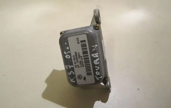 Volkswagen Touran I ESP acceleration yaw rate sensor 1K0907655B
