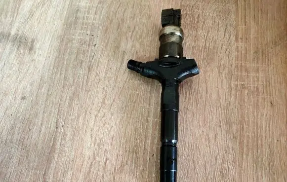 Opel Signum Fuel injector 897239161