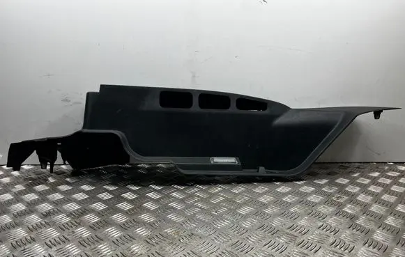 Ford Mondeo MK IV (D)pillar trim (top) 7S71A46808AGW 7S71A46808