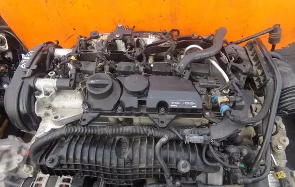 Volvo V40 Engine B4154T4 6MB39