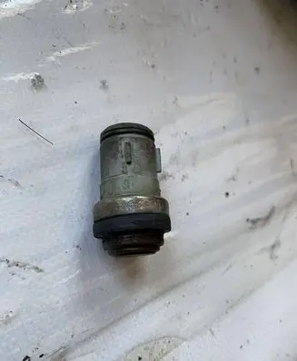 Audi 80 90 S2 B4 Coolant temperature sensor 053919501A