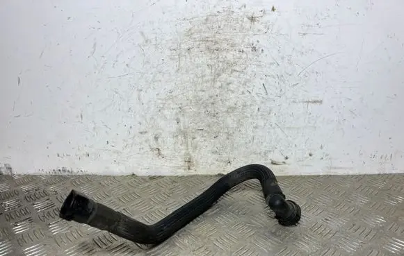 Peugeot 5008 II Engine coolant pipe/hose