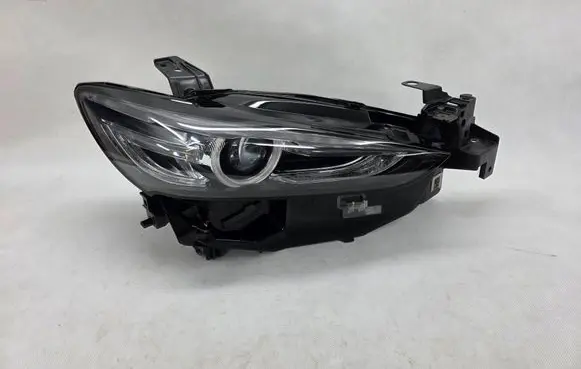 Mazda 6 Headlight/headlamp GRF5-51030